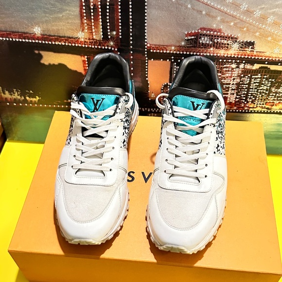 Louis Vuitton Runaway White and Teal Sneakers - Picture 12 of 15